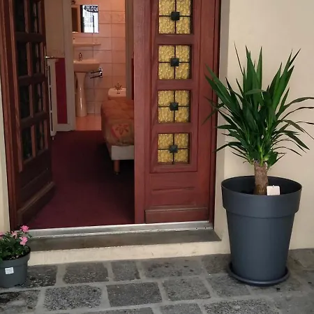 Hotel La Caravelle 2*